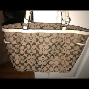Coach purse.